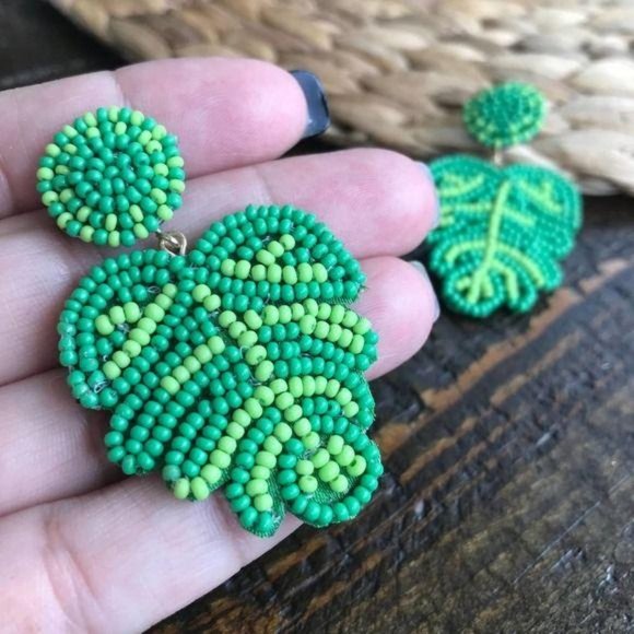 HAND BEADED C&C Seed Bead MONSTERA Dangle Earrings - Picture 2 of 10